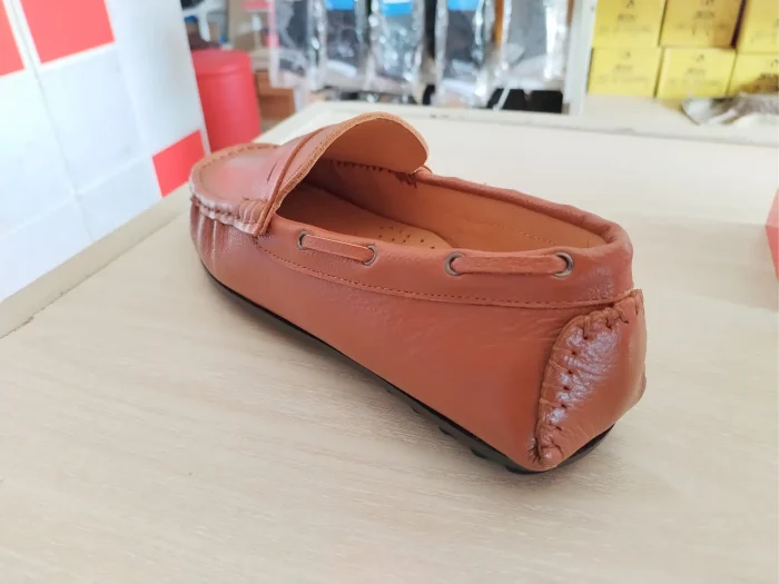 Shuttle Loafer mustard